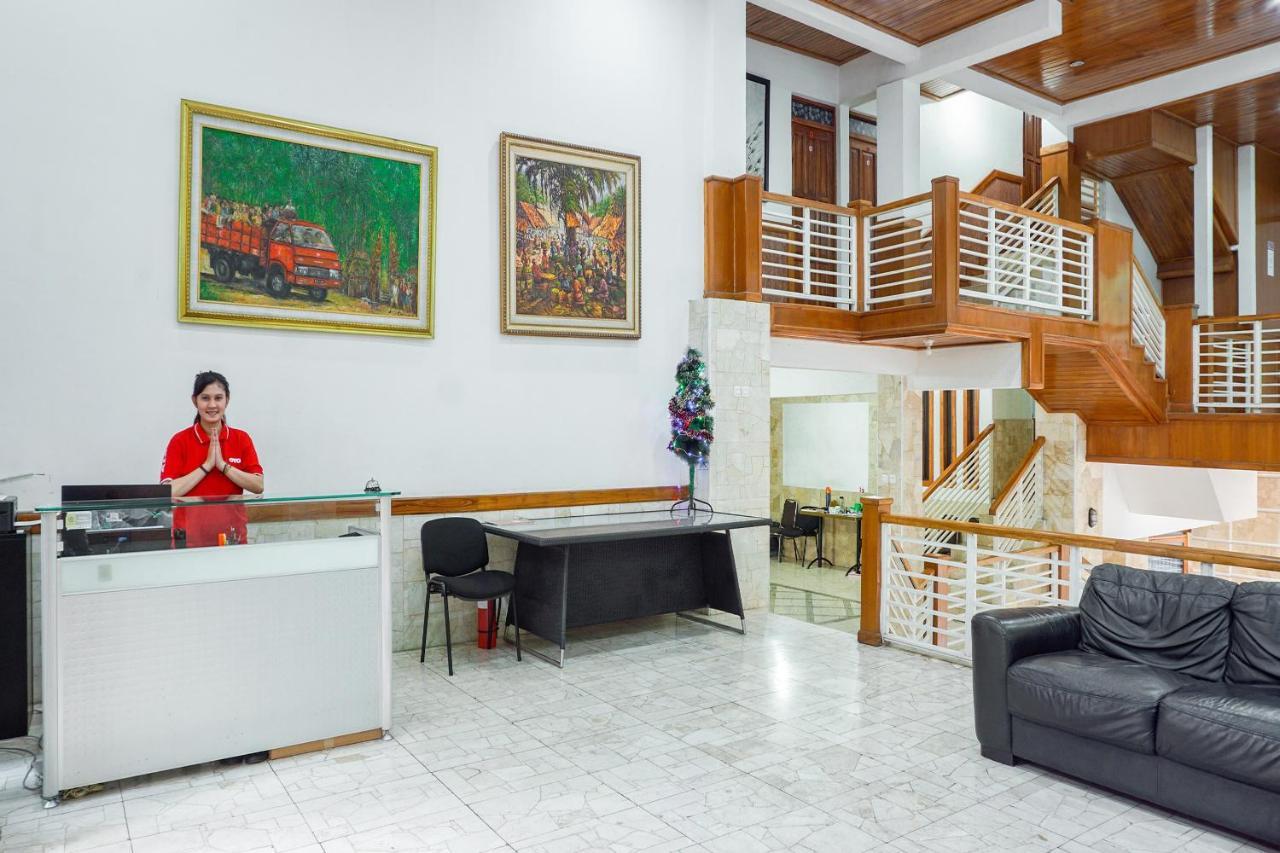 Oyo 1209 Tirtasari Nice Guesthouse Bandung Exterior photo