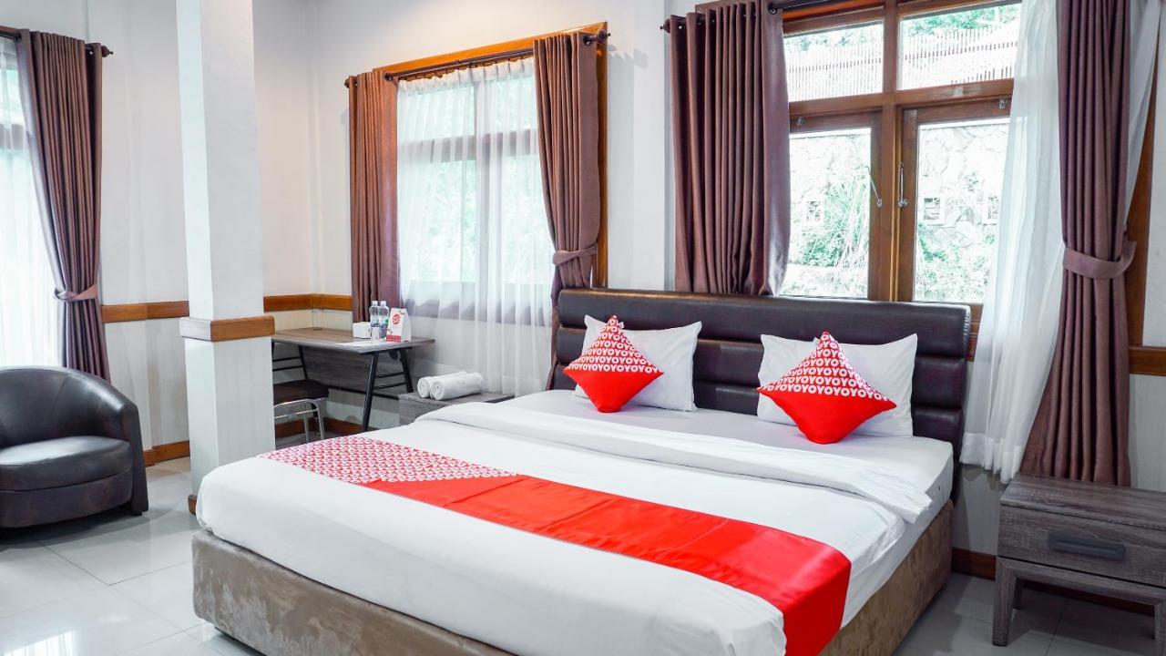Oyo 1209 Tirtasari Nice Guesthouse Bandung Exterior photo